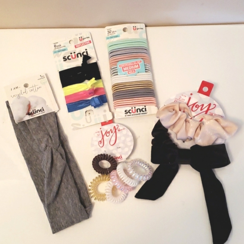 Scunci Hair Scrunchies, spirals, Elastics & Headband NWT